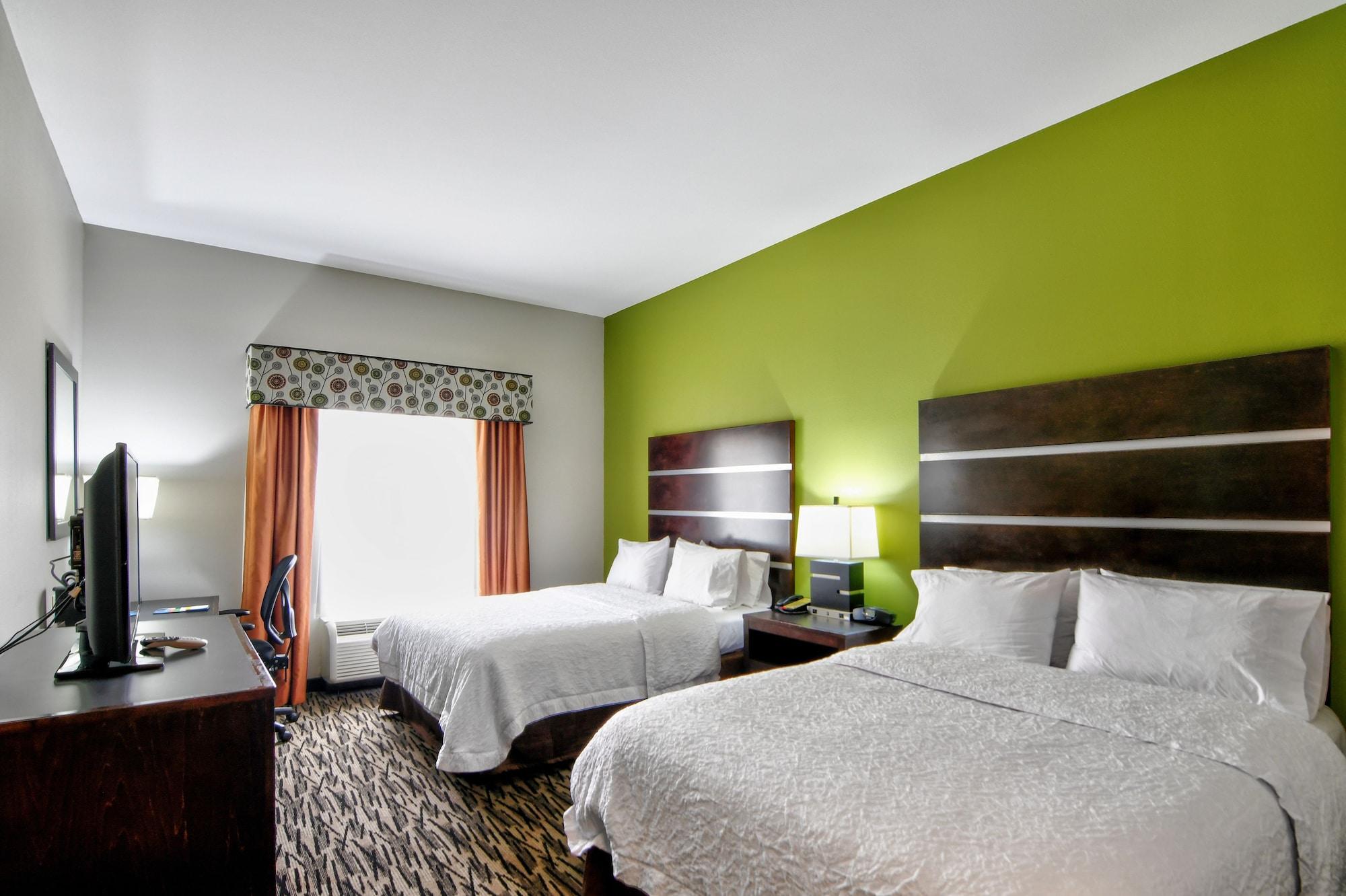Hampton Inn Фоли Экстерьер фото