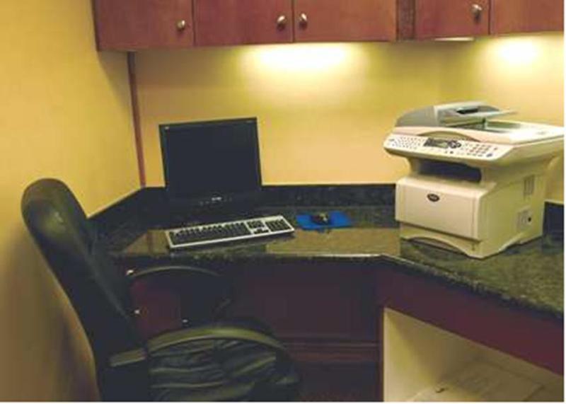 Hampton Inn Фоли Экстерьер фото